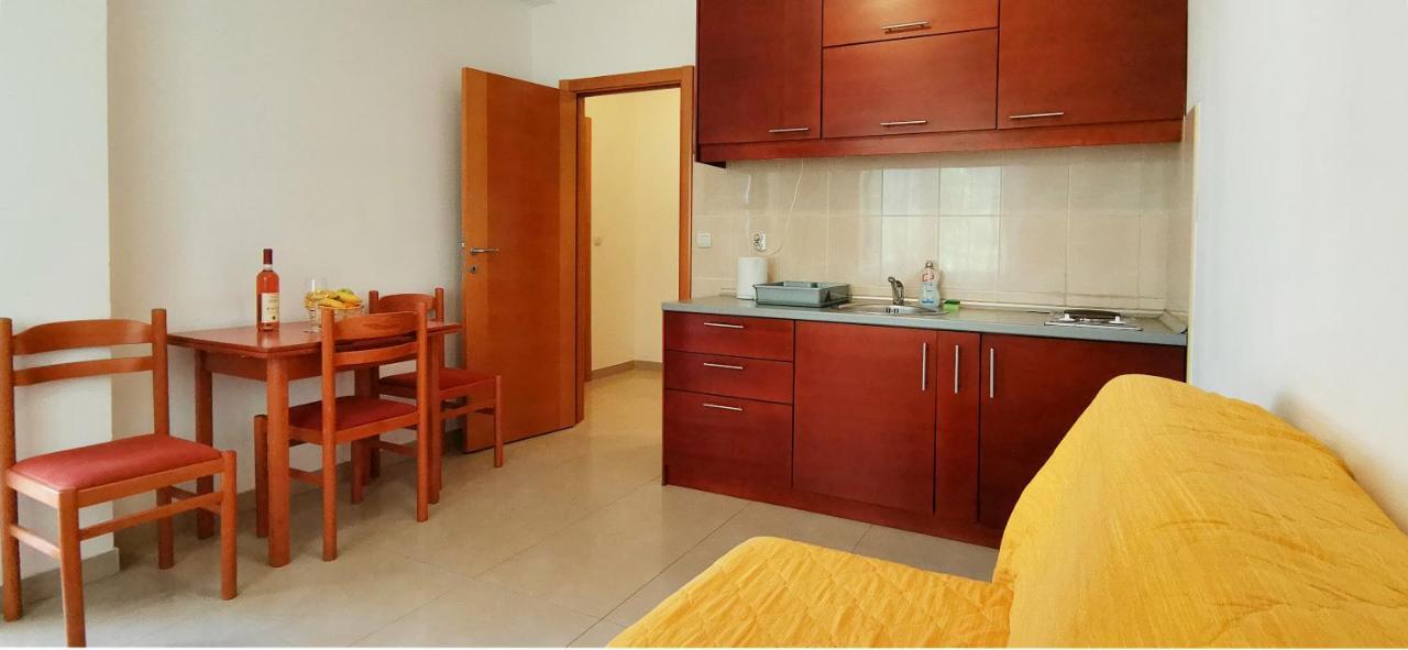 Apartments And Rooms Marija Budva Exterior foto