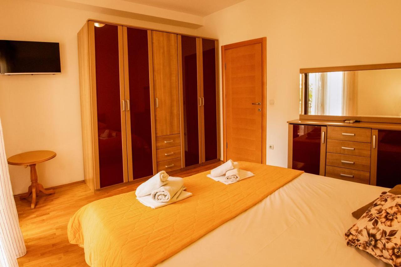 Apartments And Rooms Marija Budva Exterior foto
