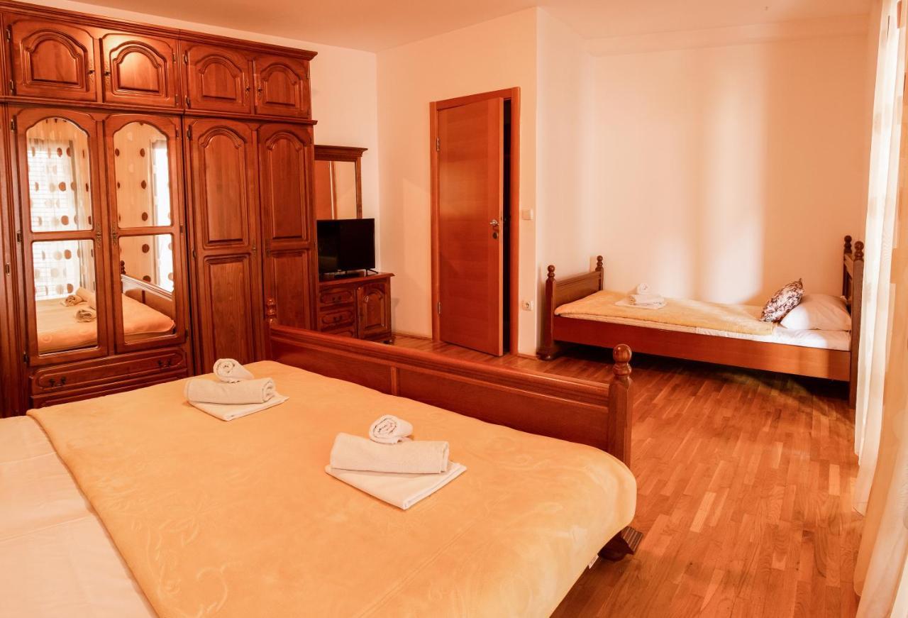 Apartments And Rooms Marija Budva Exterior foto